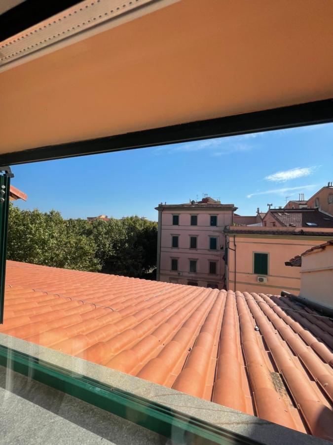 Il Cappellaio Matto Lägenhet Livorno Exteriör bild